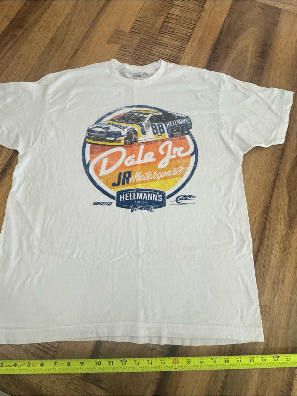 Dale Jr. Motorsports White Short-Sleeve Graphic Tee XL